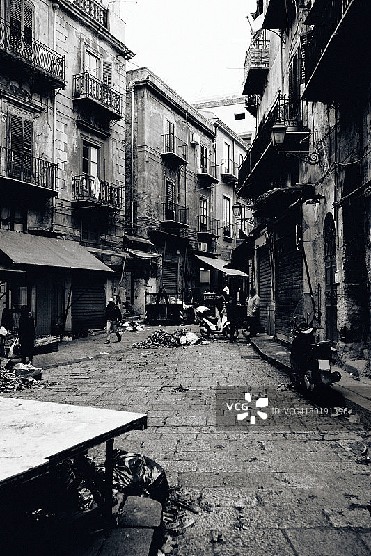 市场街景，意大利西西里岛巴勒莫图片素材