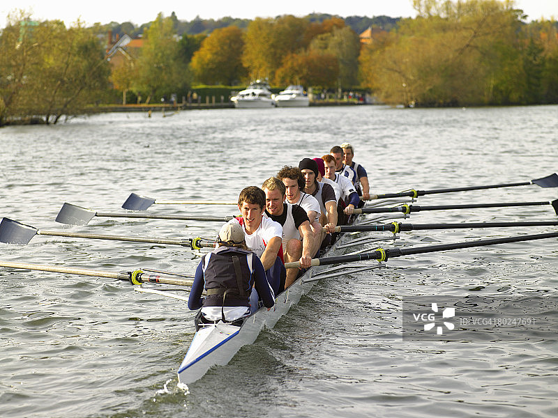 八人赛艇图片素材