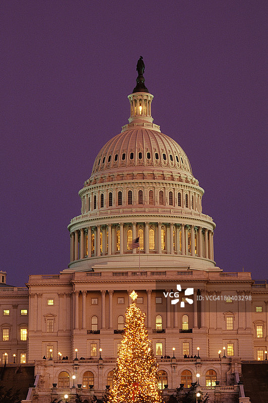 圣诞节期间的华盛顿特区白宫图片素材
