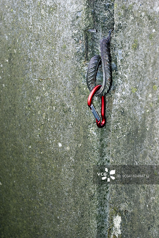 登山用紧固式卡宾枪图片素材