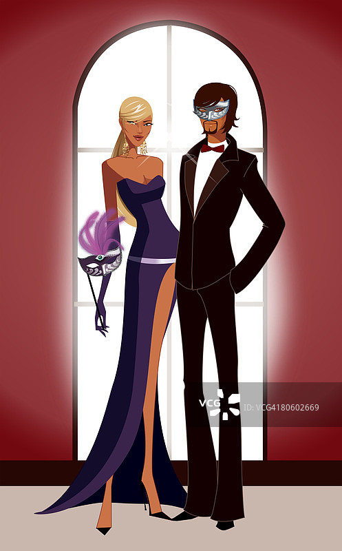 女人拿着一个化装舞会面具，一个男人站在那里，手放在口袋里图片素材