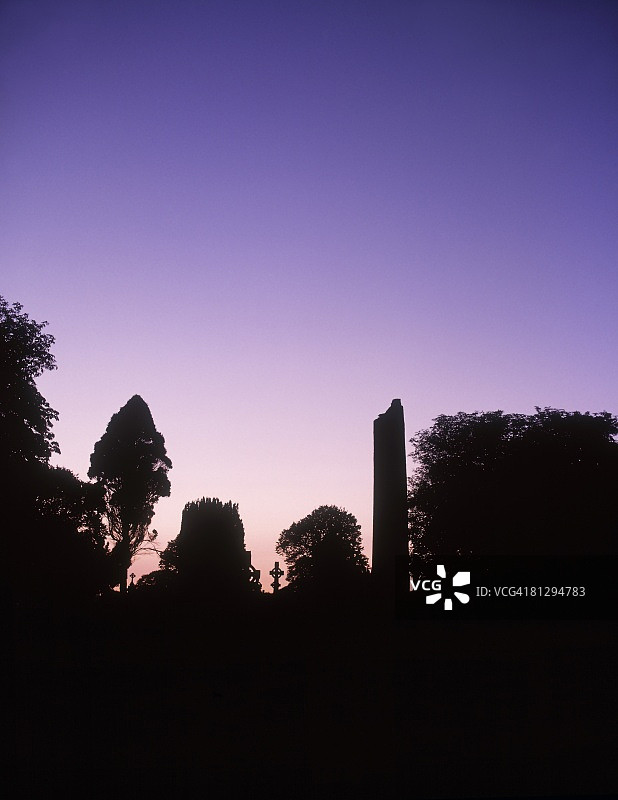 爱尔兰劳斯郡莫纳斯特博伊斯圆形塔楼图片素材