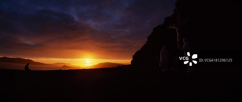 宗教雕塑，爱尔兰凯里郡丁格尔半岛斯莱头图片素材