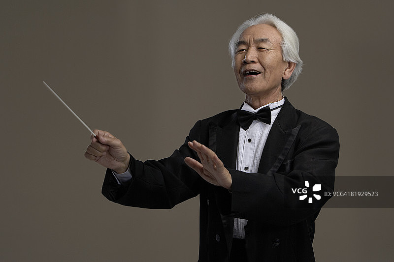 中国指挥家执棒图片素材