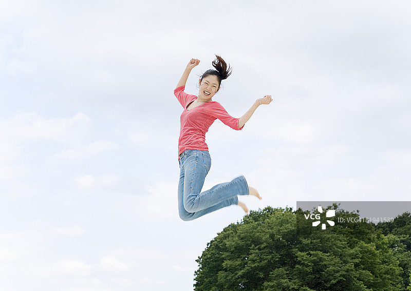年轻的女人图片素材
