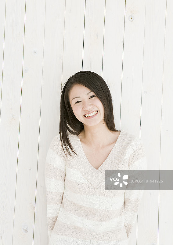 微笑的女人图片素材