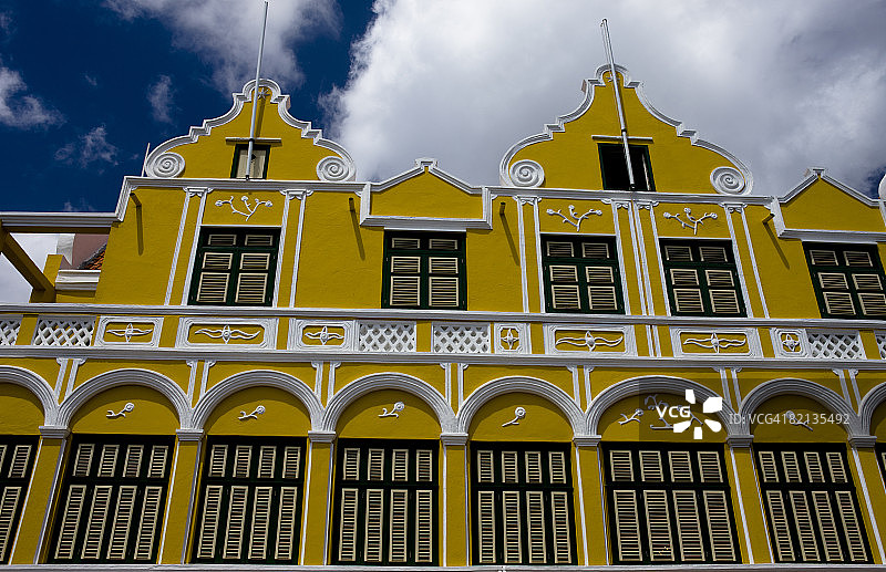殖民风格屋顶装饰图片素材