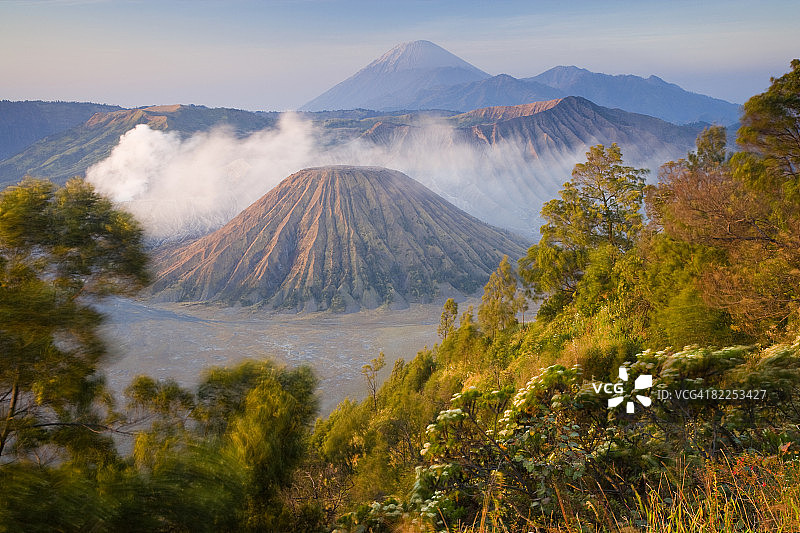 布罗莫火山图片素材