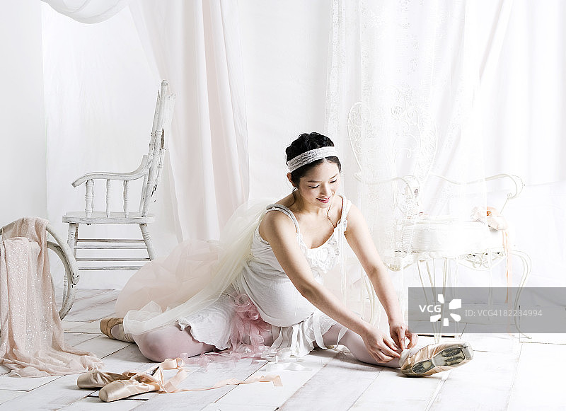 人物，芭蕾舞女演员，孕妇图片素材