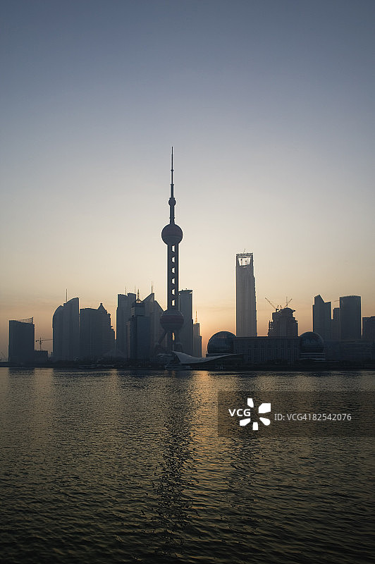 中国上海市浦东新区东方明珠图片素材