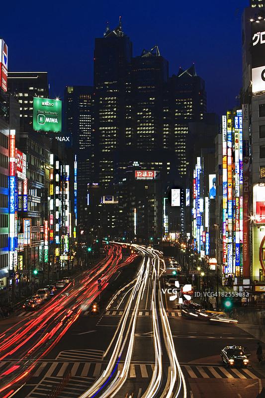 新宿霓虹灯夜生活图片素材