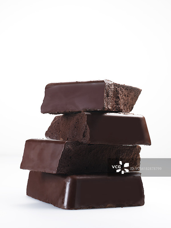 堆叠的巧克力块图片素材