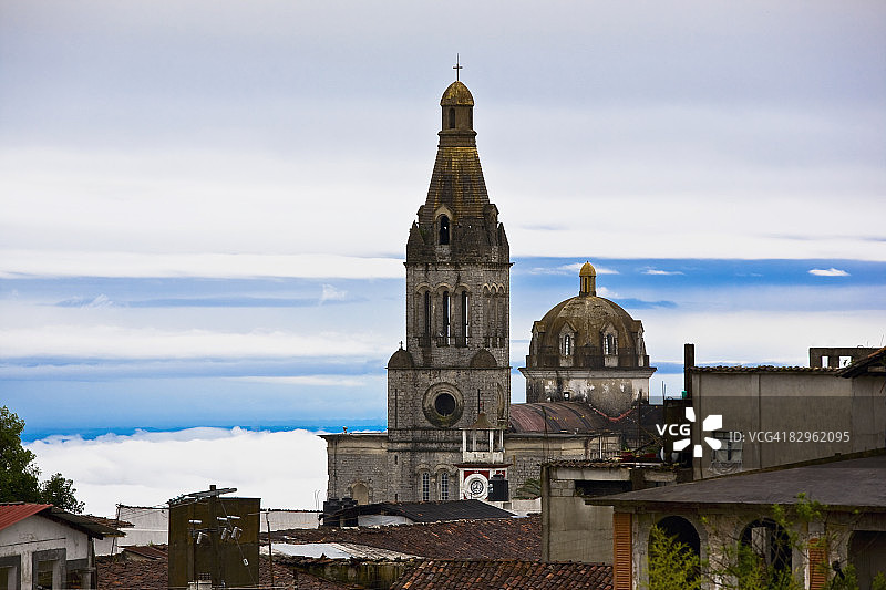 墨西哥普埃布拉州库埃察兰镇的主教座堂图片素材
