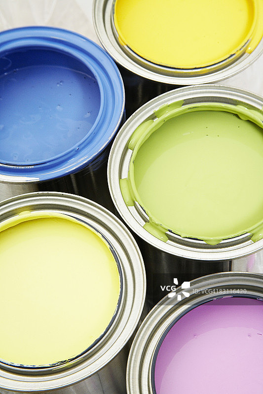 各色油漆罐图片素材