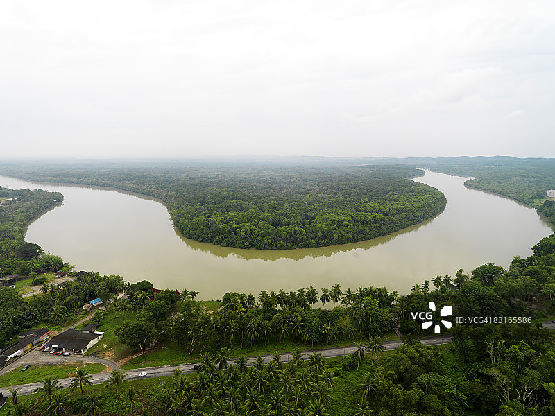 马来西亚河流弯道航拍图片素材