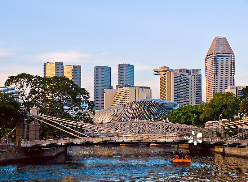 滨海艺术中心和新达城图片素材