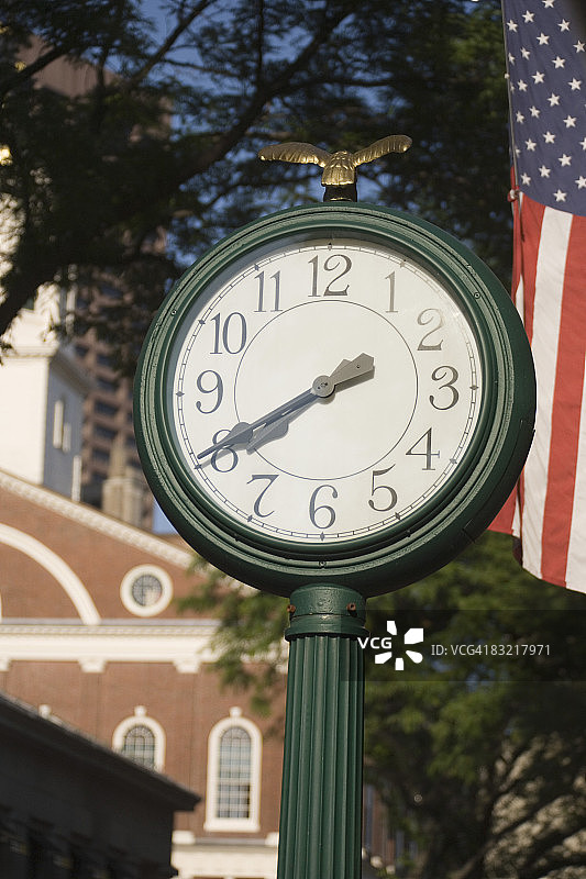 波士顿法纳尔大厅的时钟，马萨诸塞州图片素材