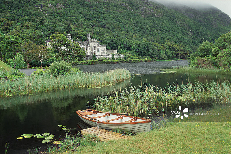 爱尔兰康尼马拉郡凯尔莫尔修道院图片素材