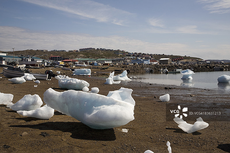 港口中的小型冰山图片素材