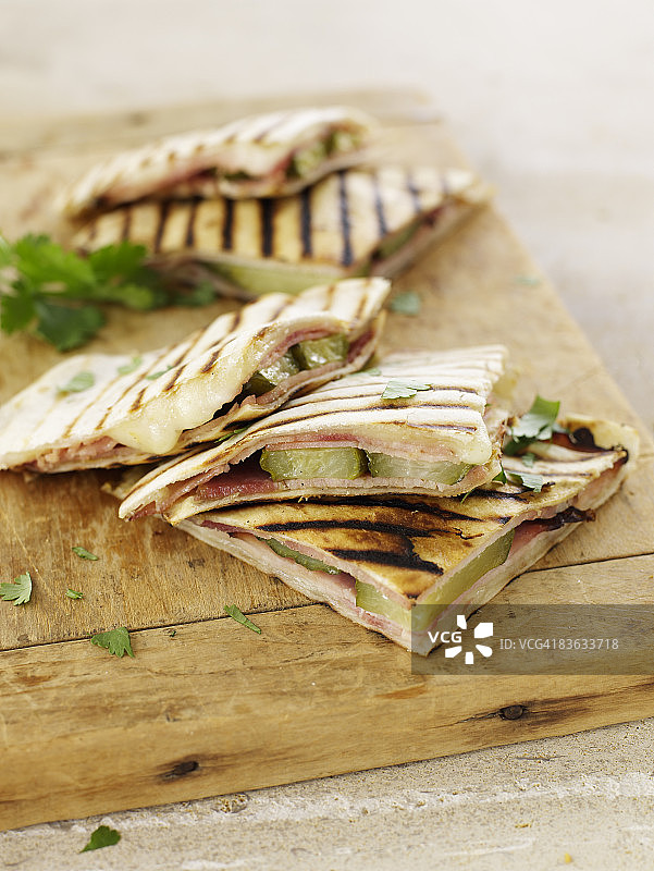 烤薄饼帕尼尼图片素材