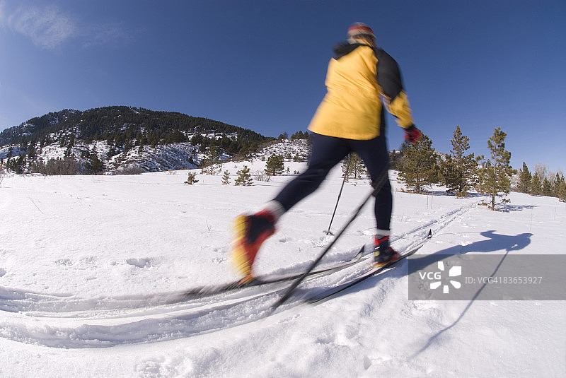 越野滑雪图片素材