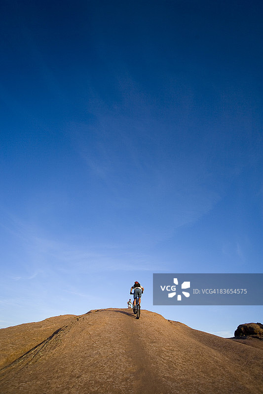 山地自行车手，犹他州摩押图片素材