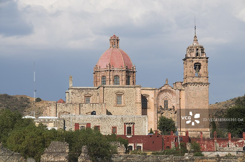 瓜纳华托巴伦西亚纳的圣卡耶塔诺教堂图片素材
