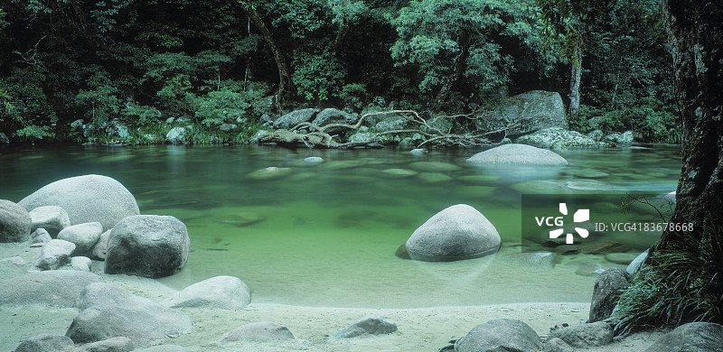 澳大利亚昆士兰州丹特里国家公园的莫斯曼峡谷图片素材