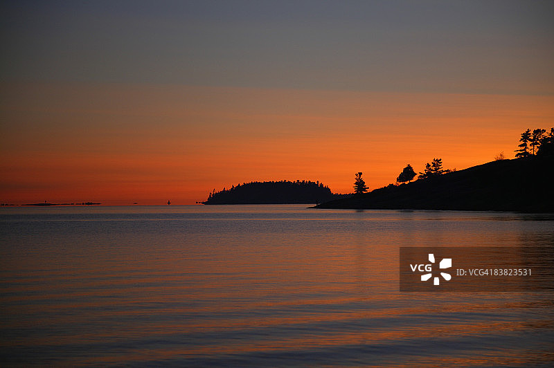 湖边的黄昏景色图片素材