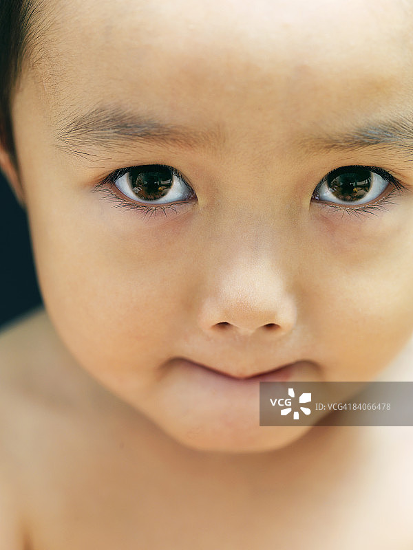 年轻女孩面部特写图片素材