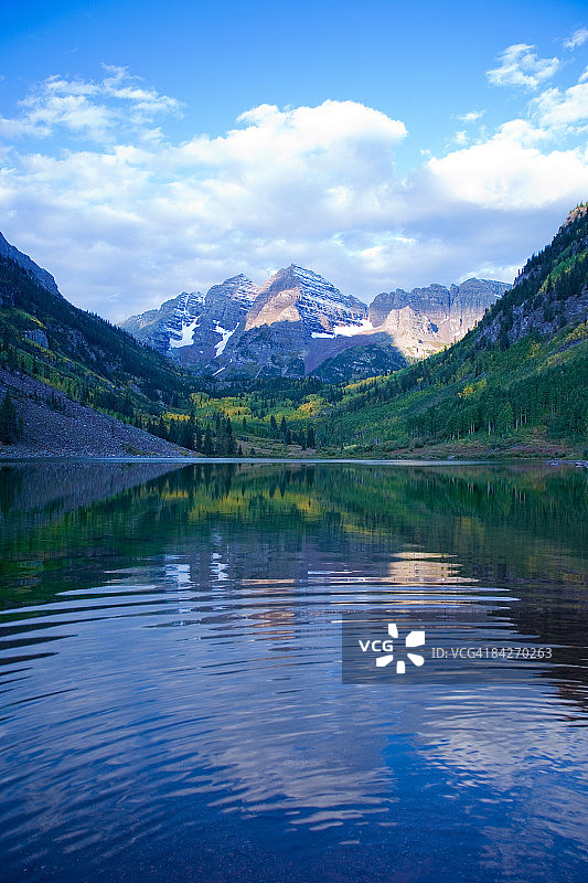 宁静的日出图片素材