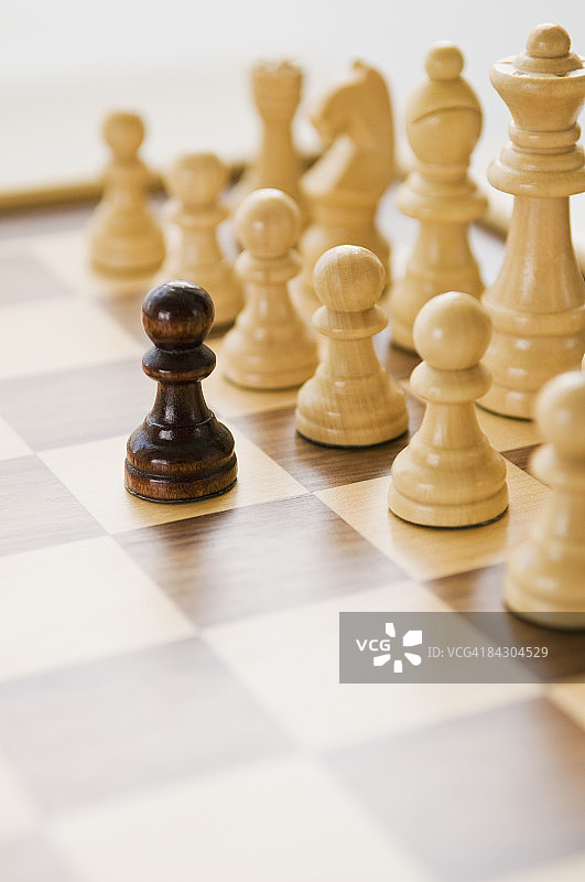 棋盘上的棋子图片素材