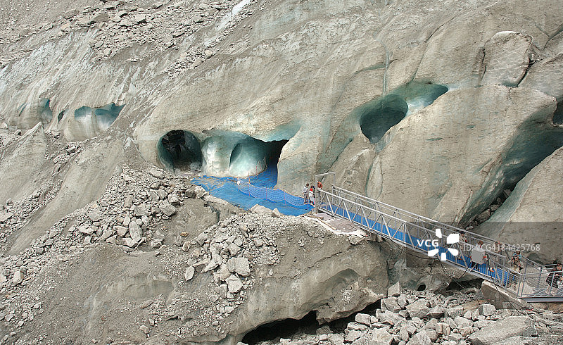 冰洞入口图片素材