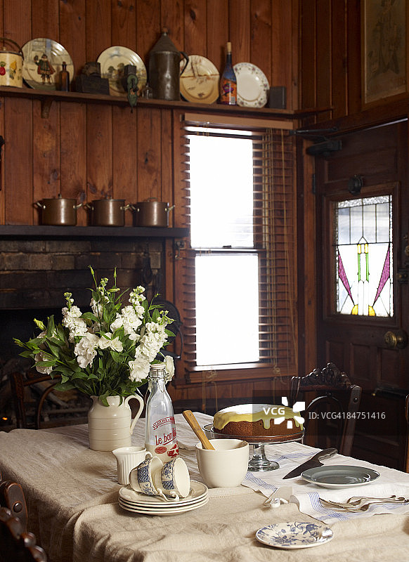 舒适的乡村室内茶歇场景布置图片素材