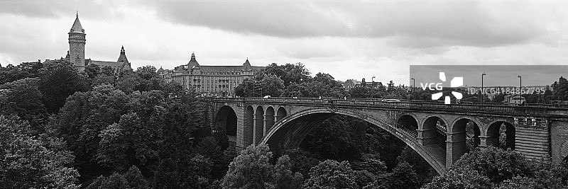 卢森堡市阿道夫桥图片素材