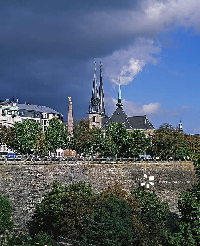 卢森堡市圣母大教堂图片素材