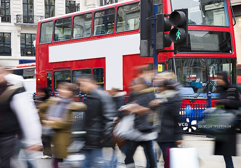 伦敦的繁华街道图片素材