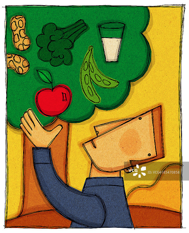 男子从结满各种食物的树上摘苹果图片素材