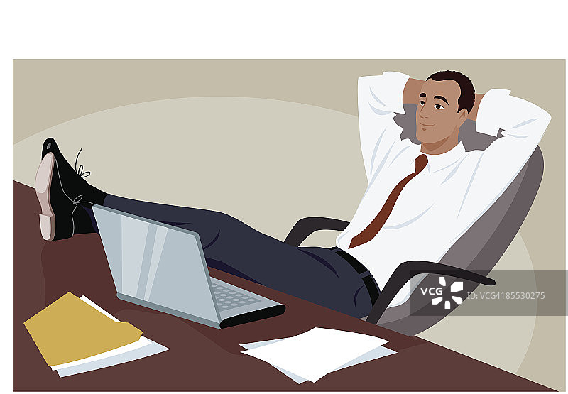 商人坐在办公桌前双手抱头图片素材