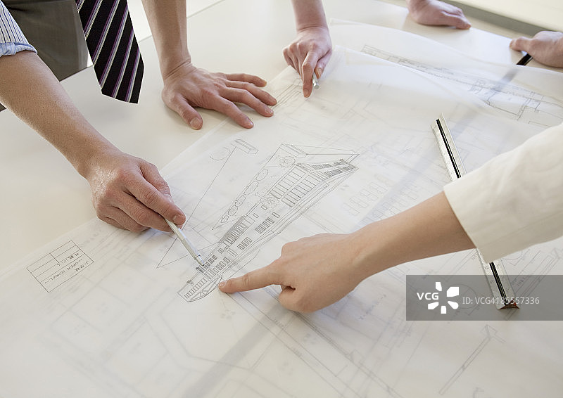 商务人士正在开会。图片素材