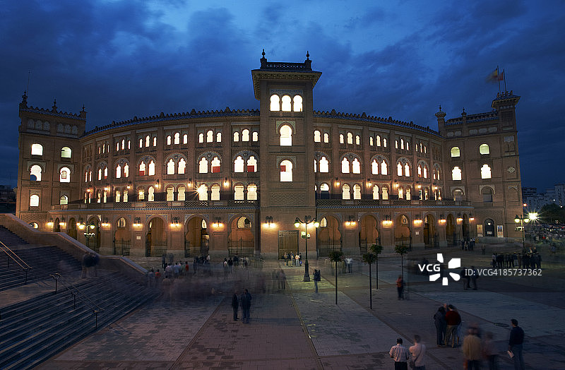 黄昏时的斗牛场图片素材