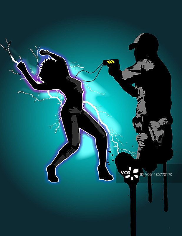 士兵对女人使用眩晕枪图片素材