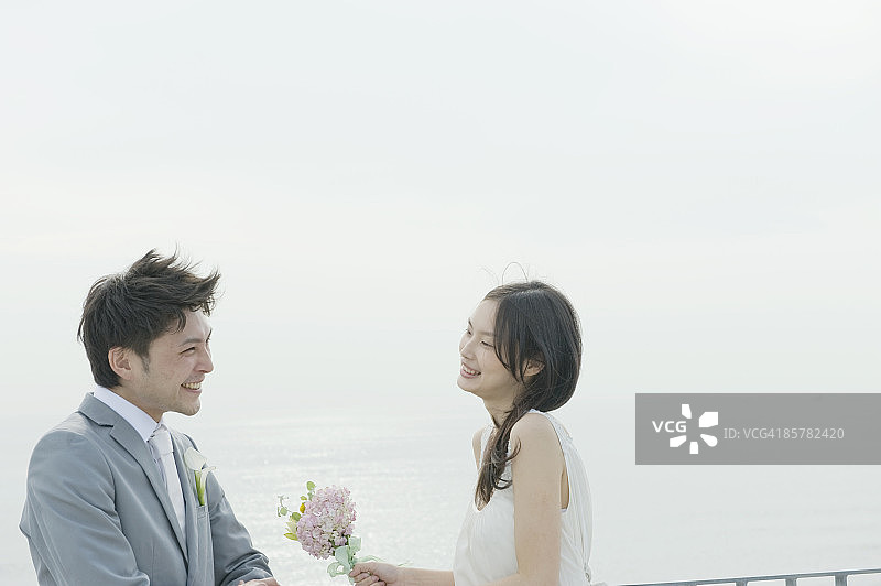 面带微笑的夫妇图片素材
