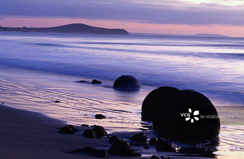 摩拉基巨石图片素材