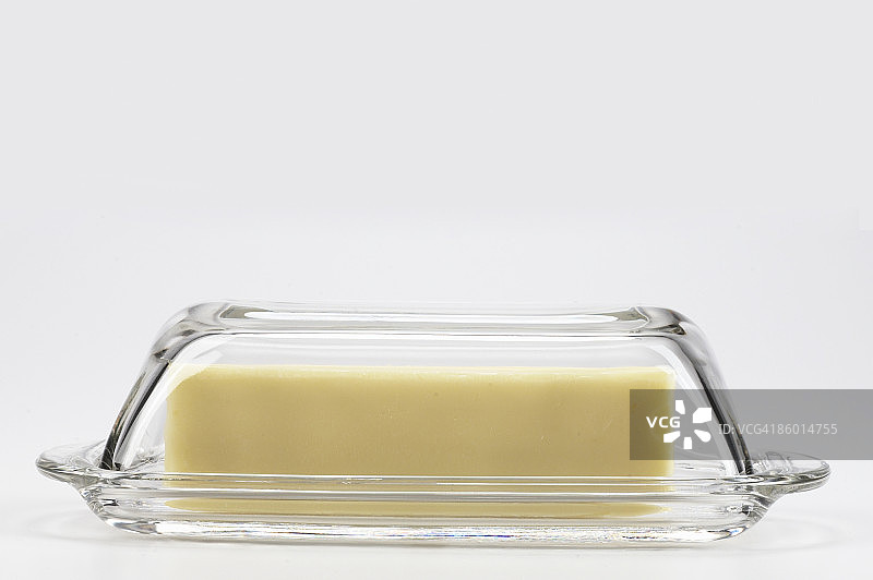 玻璃容器中的黄油图片素材