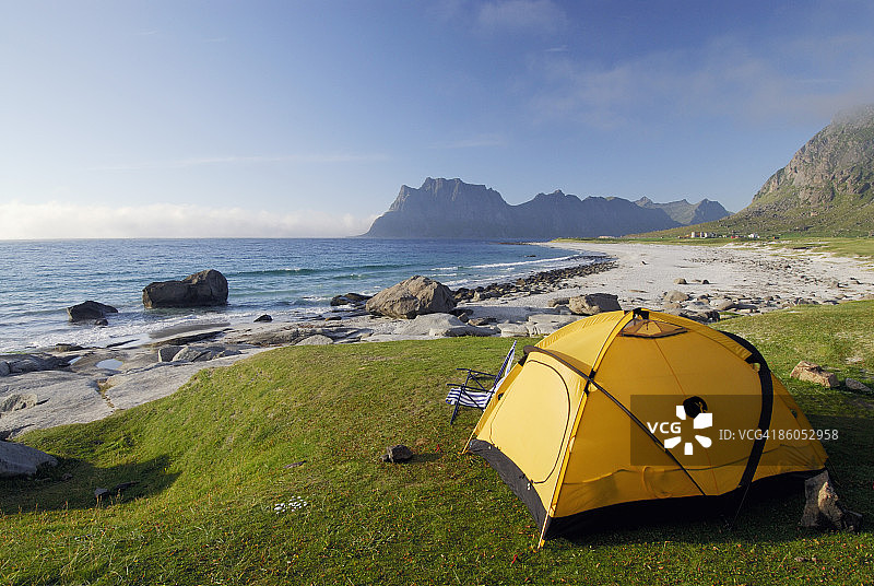 海边搭建的帐篷图片素材