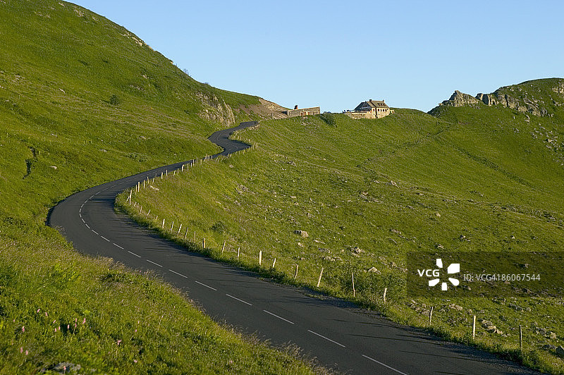 皮伊玛丽公路，康塔尔省，奥弗涅，法国图片素材