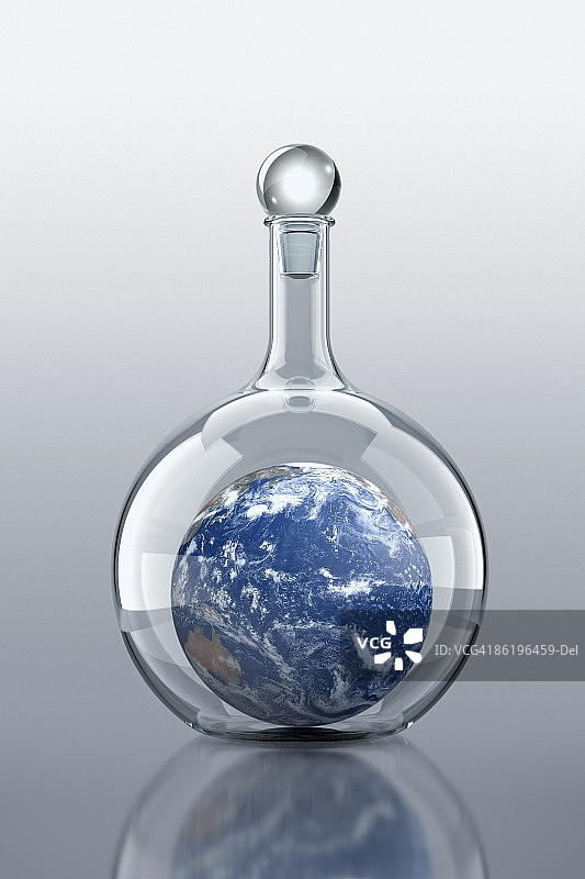 玻璃瓶中的地球图片素材