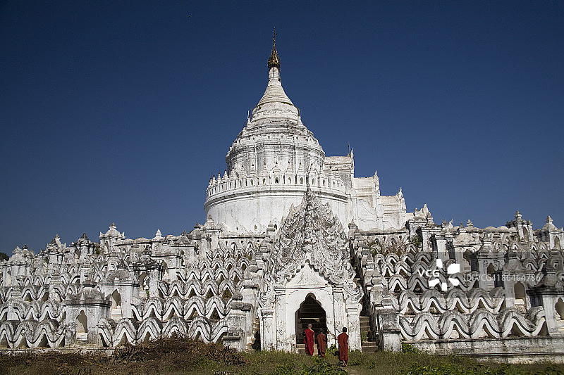 缅甸眉苗敏贡波帕山的佛教寺院图片素材