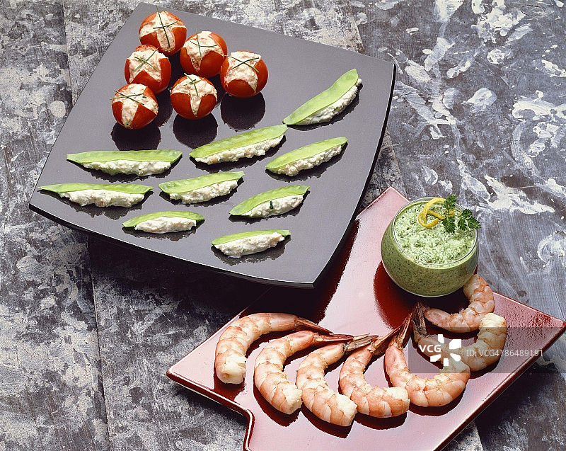 鲜虾番茄豌豆酿图片素材